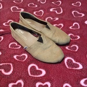 Burlap Toms shoes